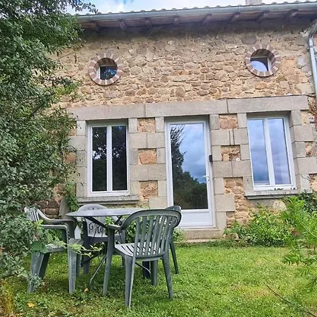 Bienvenue Aux Lavandieres. Montrollet Buitenkant foto